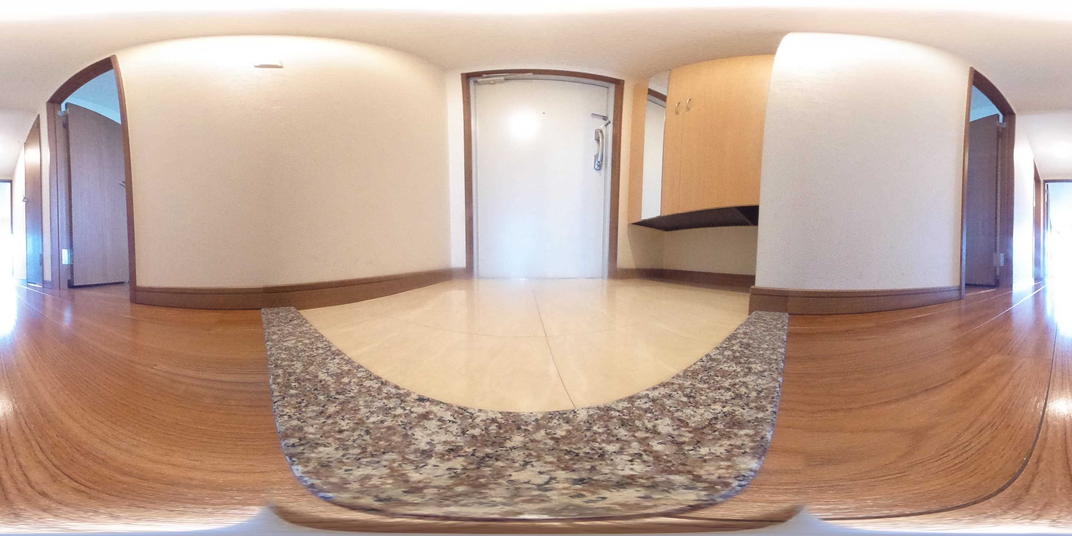 to U　狭山 玄関