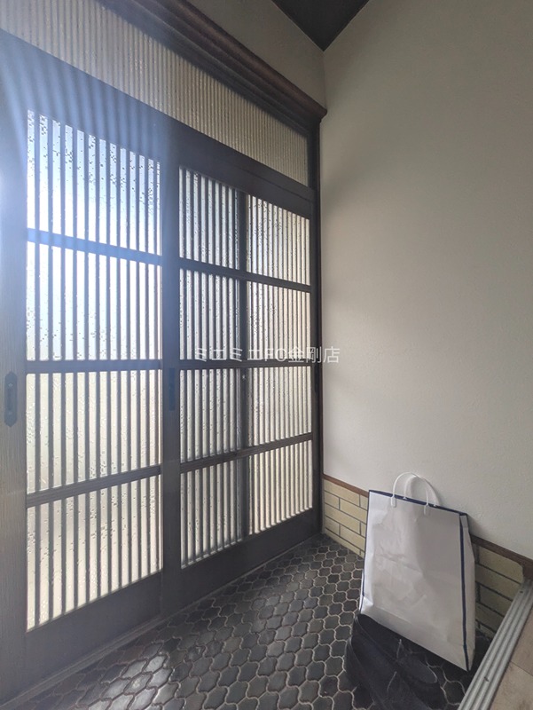 美原区平尾貸家 玄関