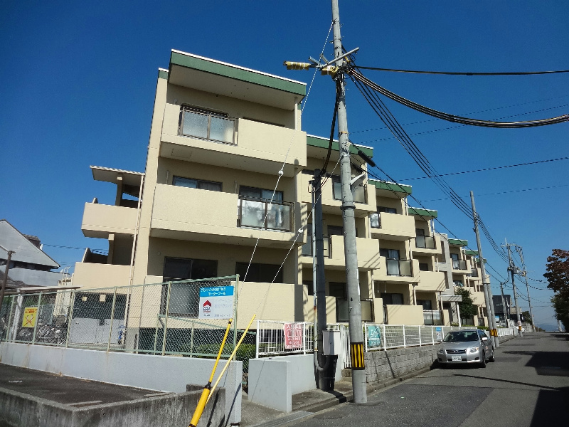 グランドメゾン津々山台 外観
