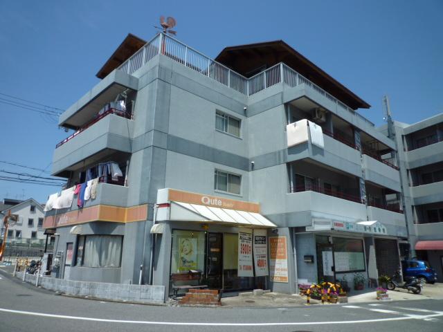 パインリバーⅡ エントランス