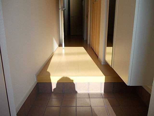 サンリットガーデン 玄関