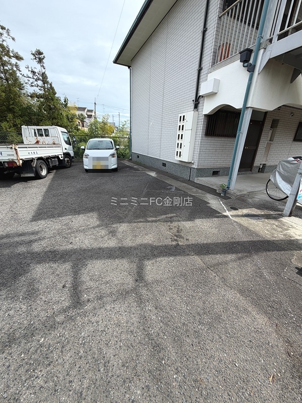 高橋ハイツ 駐車場