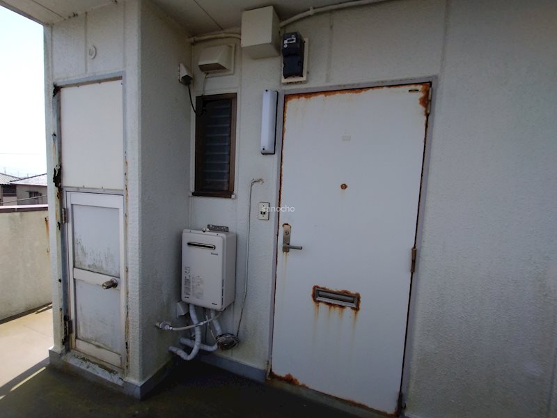 エンタープライズマンション 玄関
