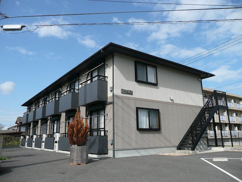 ガーデンハイツ春日 外観