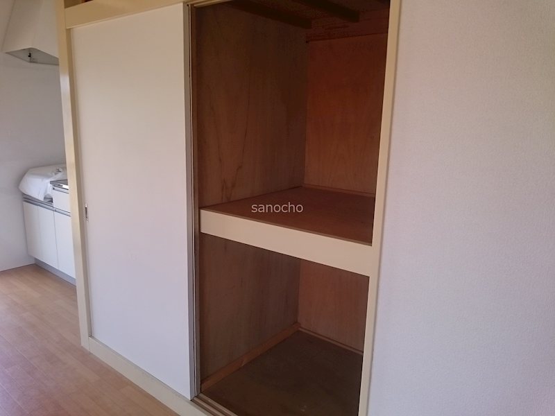 さくらアパート 収納