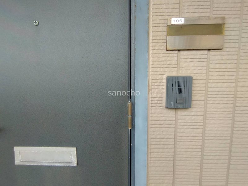 ガーデンハイツ春日 玄関
