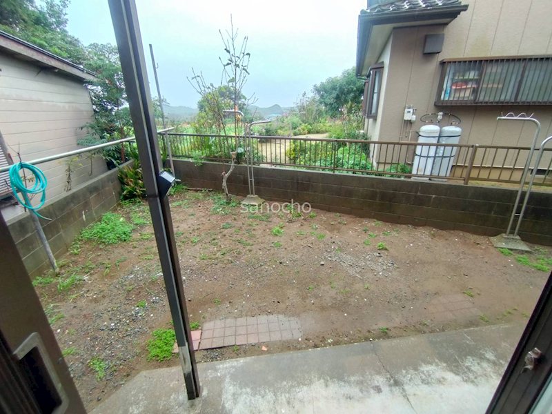 ハイツダイリン長塚戸建 庭