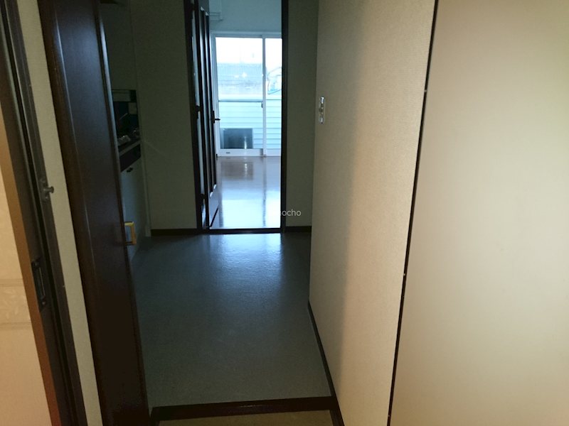 パルテネール 玄関