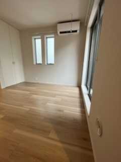コーネリアス リビング