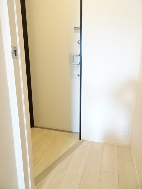 メゾン　ド　エケベリア 玄関