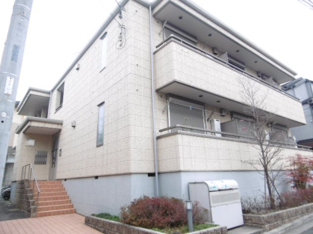 La  fontaine 横浜/鶴見 外観