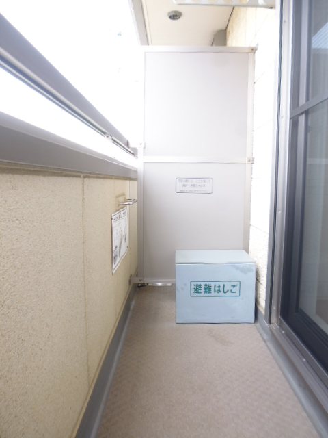 La  fontaine 横浜/鶴見 ベランダ