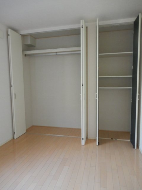 メゾンソレイユ 収納