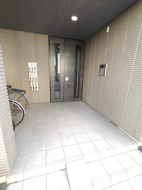 ルミエール田園調布 エントランス