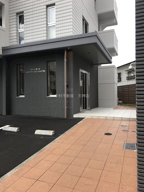 リアンレガーロ井尻ステーションEAST エントランス