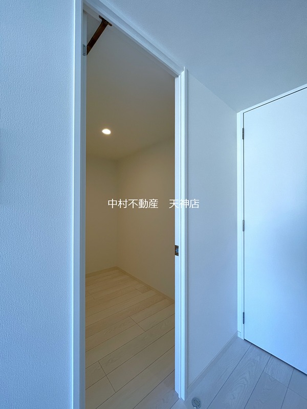 福岡県福岡市中央区高砂２丁目 収納