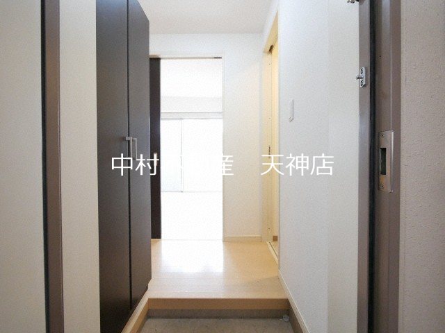 KRISKAR 玄関