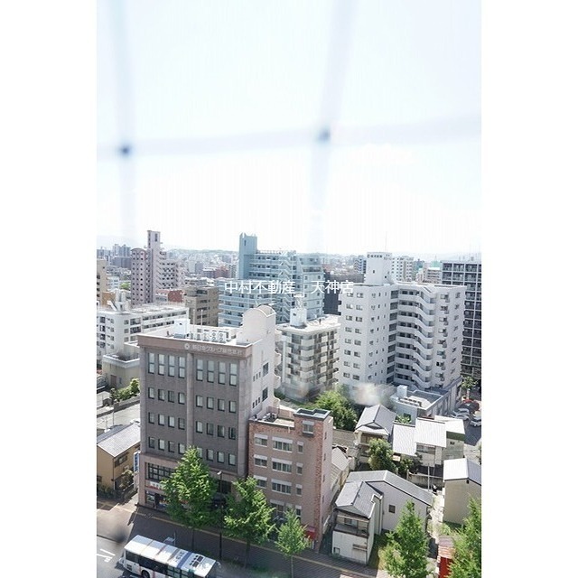 ラクレイス西新 眺望