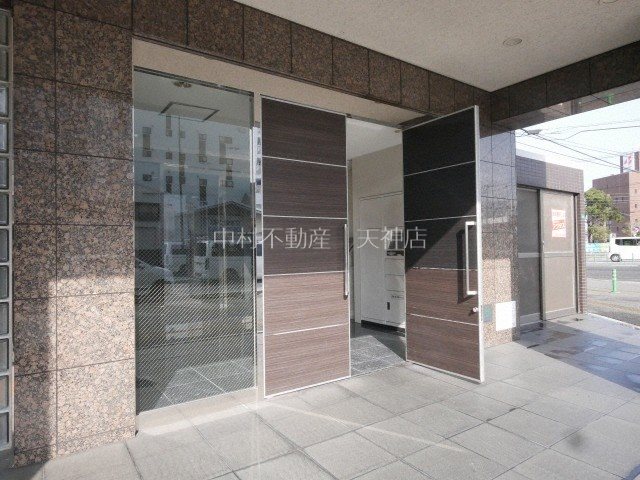 アクタス天神北 エントランス