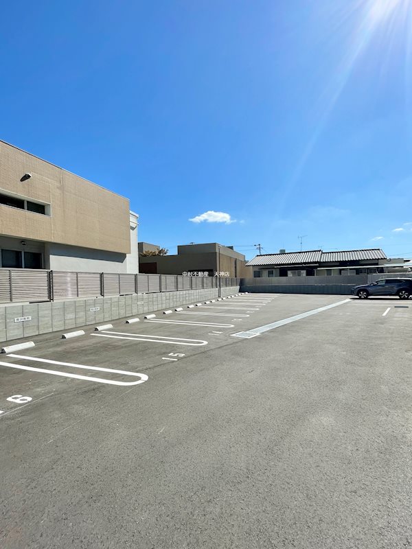 アトリオフラッツ井尻 駐車場