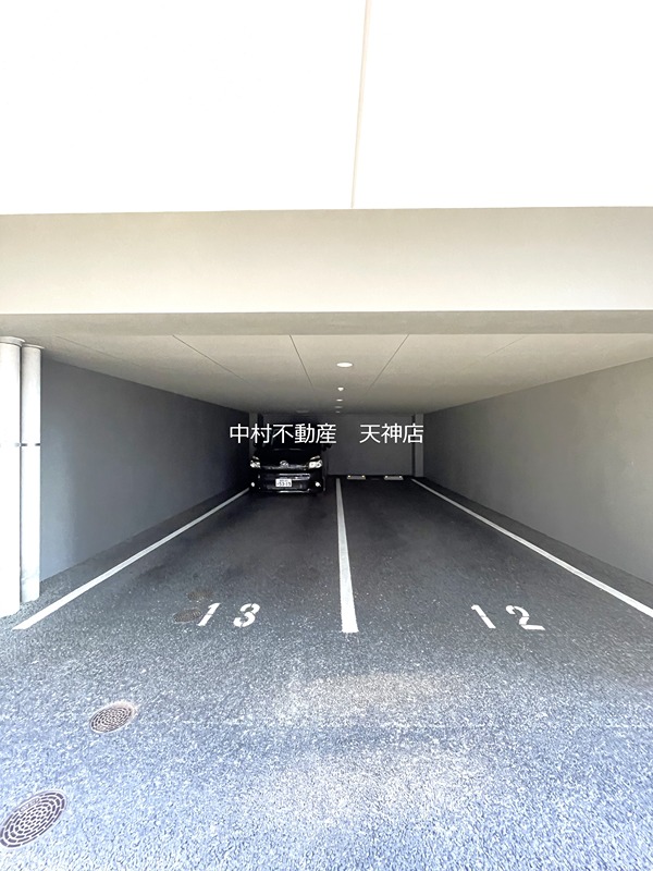 グランドレジデンス高宮 駐車場