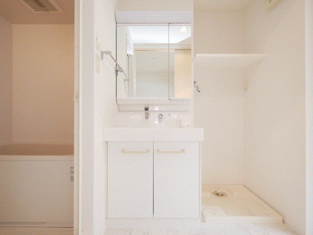 レジデンシャルヒルズインペリアルスイート 洗面所