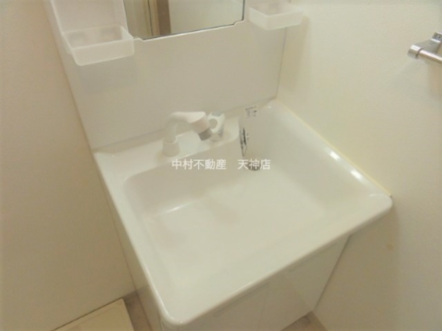 CB香椎レジェール 洗面所