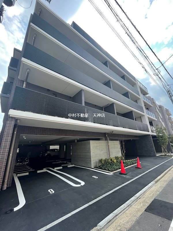 アトリオフラッツ大楠 駐車場