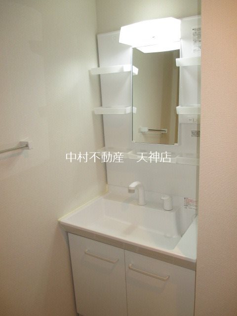 ラクラス呉服町 洗面所