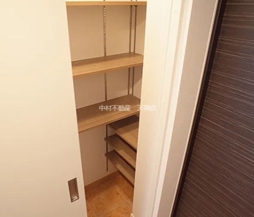 アントレ平尾参道 収納