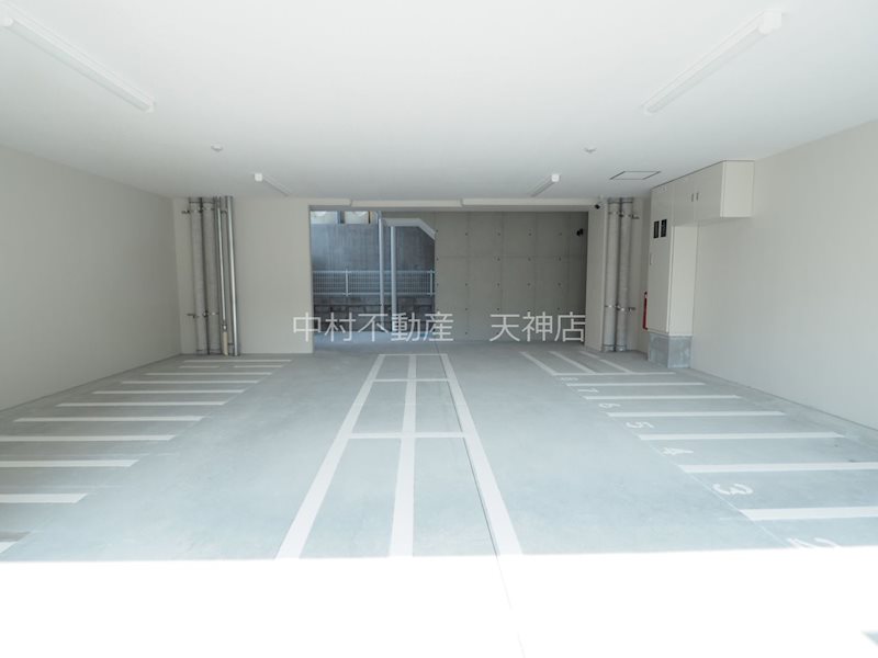イールドコート室見藤崎 駐車場
