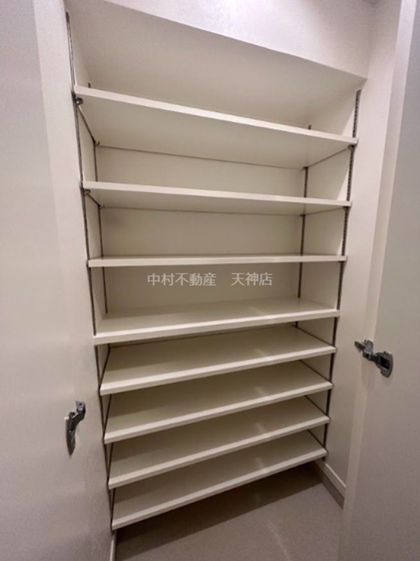  アクタス福岡県庁前グラシア 収納