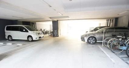 アトラスアルファーノ箱崎 駐車場