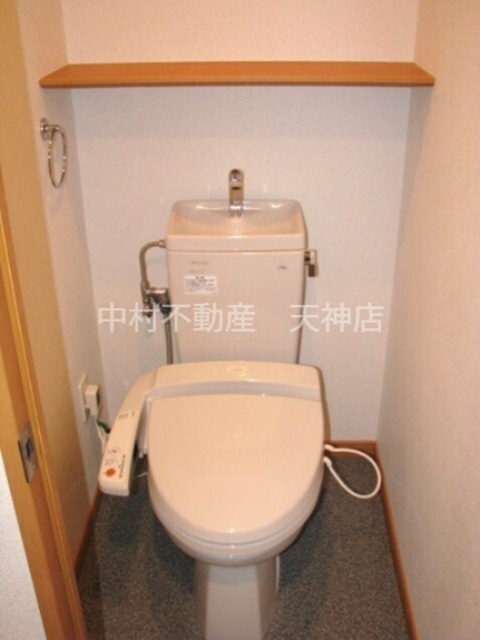 ロイヤル日赤通 トイレ