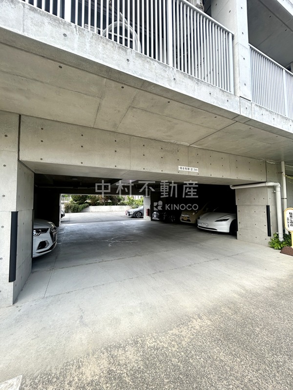 カーサ・ド・ビー 駐車場