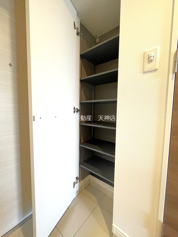 メイクス博多石城 収納