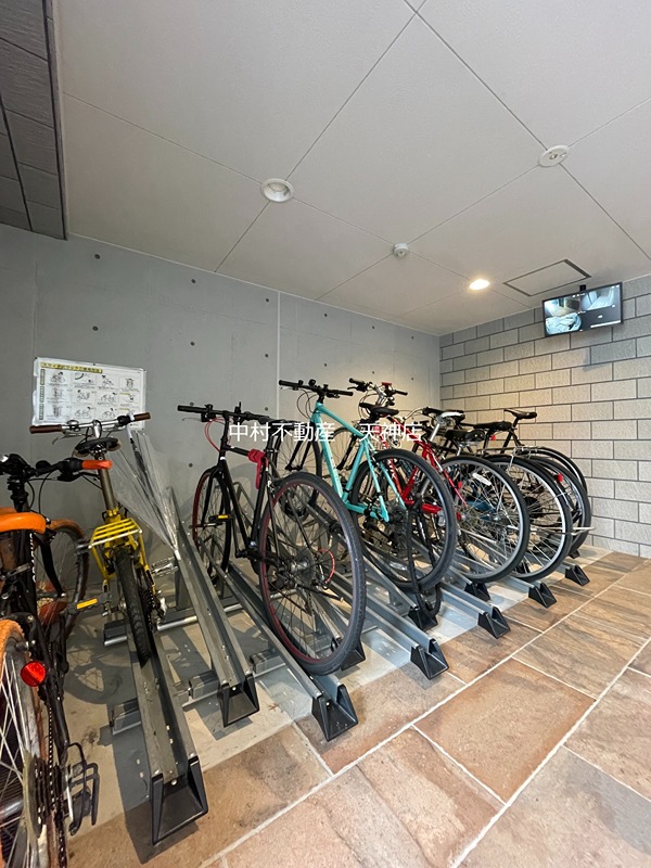 Branche薬院大通 駐車場