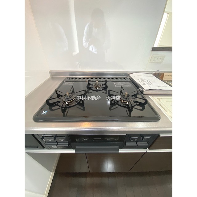 ラクレイス西新レジデンシャルタワー キッチン