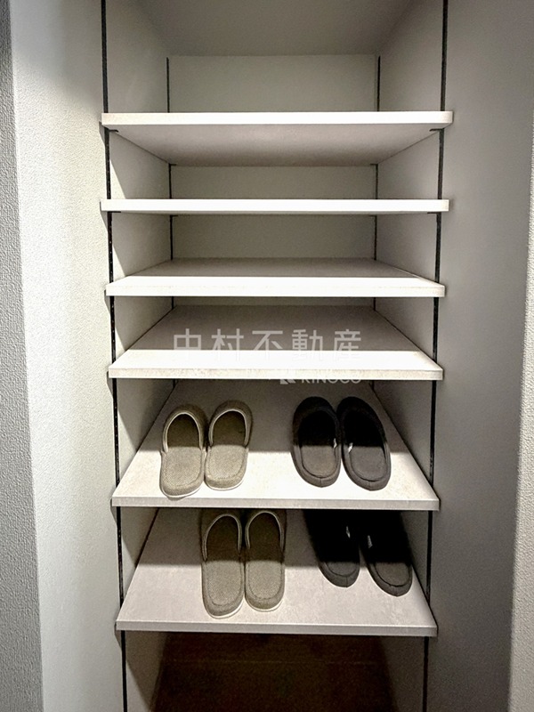 The Glade Residence West 収納