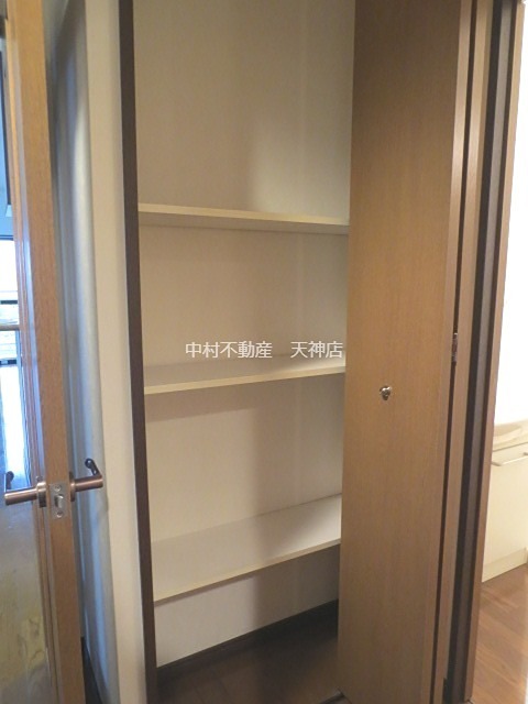 リジェール箱崎 収納