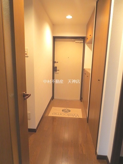 リジェール箱崎 玄関