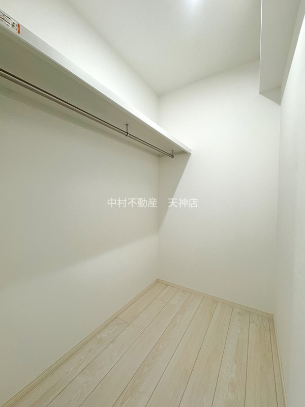 CREST西新 収納