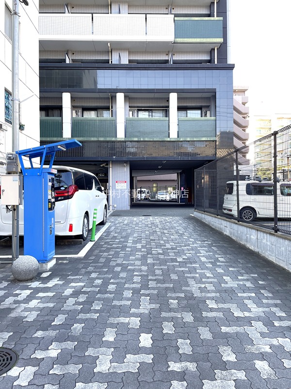エンクレスト天神Ⅱ 駐車場