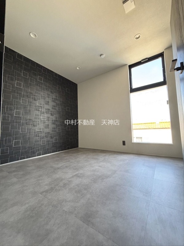 THE BASE HARA 駐車場
