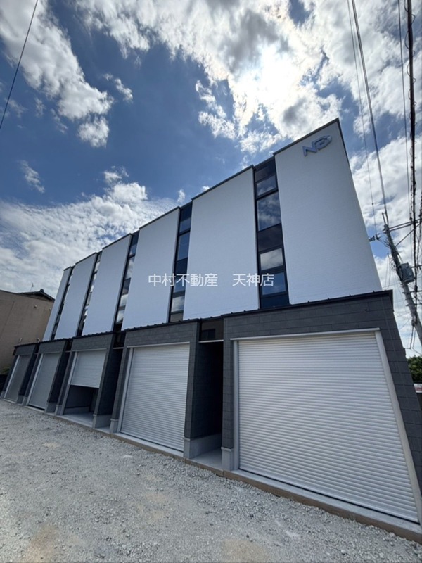 THE BASE HARA 外観