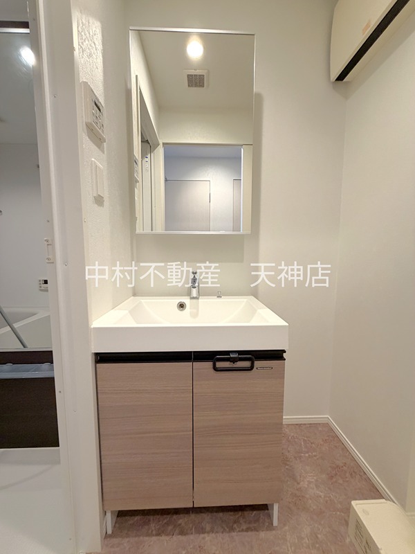 エンクレスト博多駅東Ⅱ 洗面所