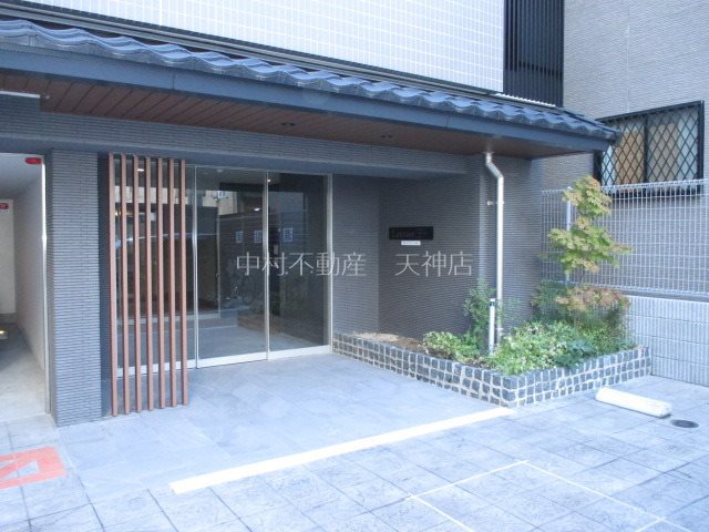 ラクラス呉服町 エントランス
