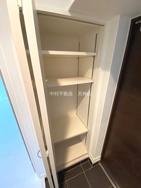 エンクレスト中呉服 収納