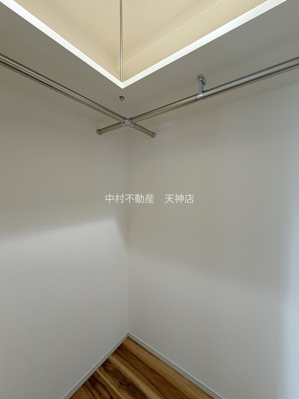 エスペランサ天神南 収納