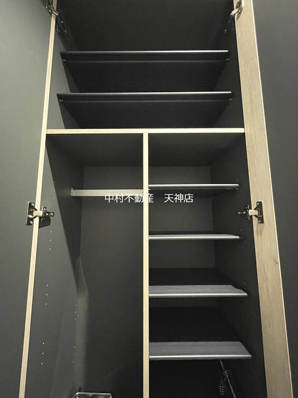 インプルーブ西新 収納